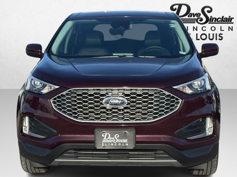 Ford Edge Vehicle Full-screen Gallery Image 09