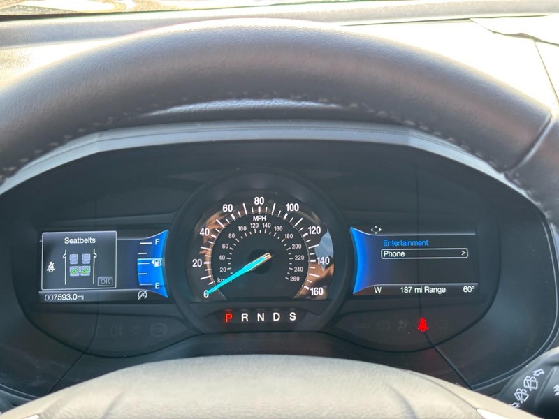 Ford Edge Vehicle Full-screen Gallery Image 20