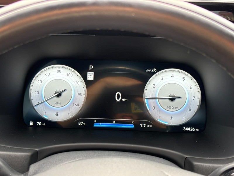 Hyundai Palisade Vehicle Full-screen Gallery Image 21