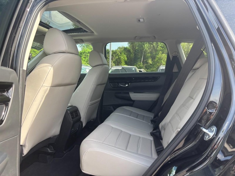 Honda CR-V Vehicle Full-screen Gallery Image 12