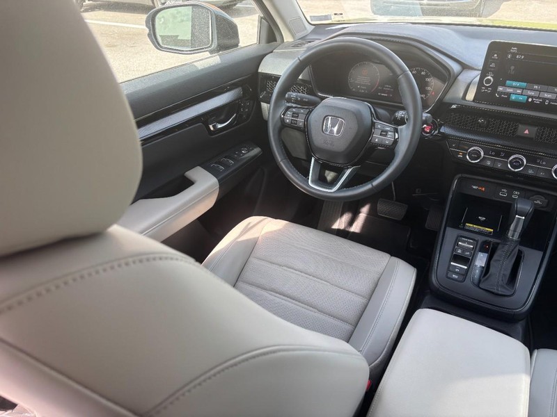 Honda CR-V Vehicle Full-screen Gallery Image 14