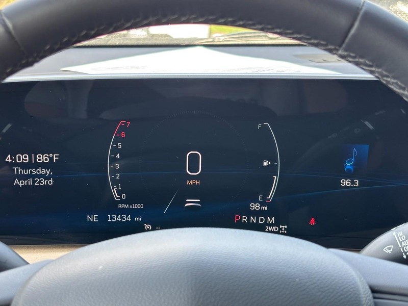 Cadillac XT4 Vehicle Full-screen Gallery Image 18