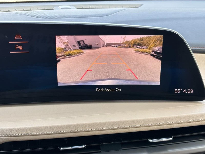 Cadillac XT4 Vehicle Full-screen Gallery Image 20