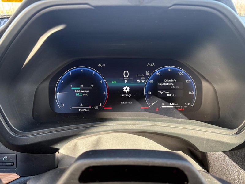 Toyota Grand Highlander Vehicle Full-screen Gallery Image 06