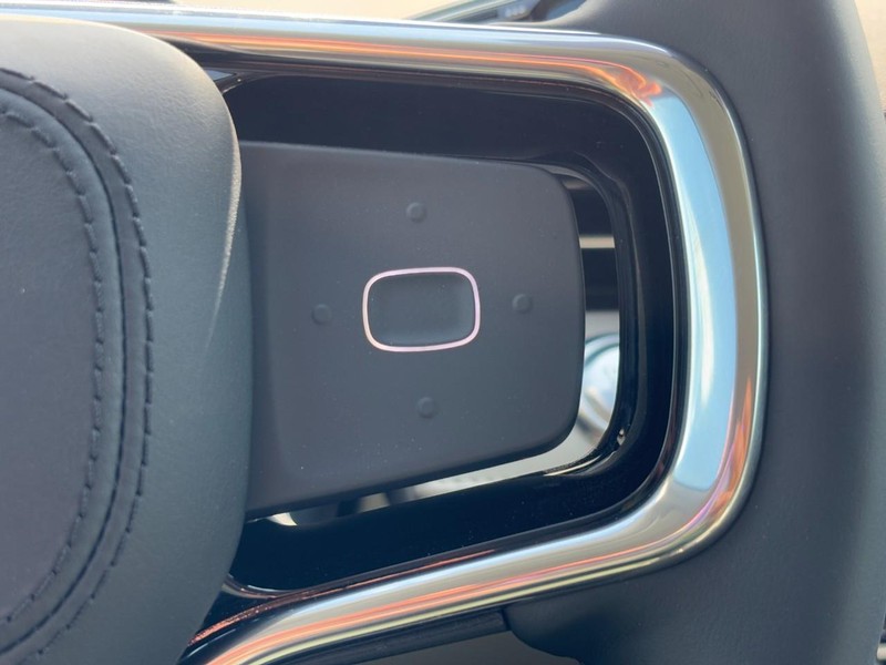Lincoln Nautilus Vehicle Full-screen Gallery Image 19