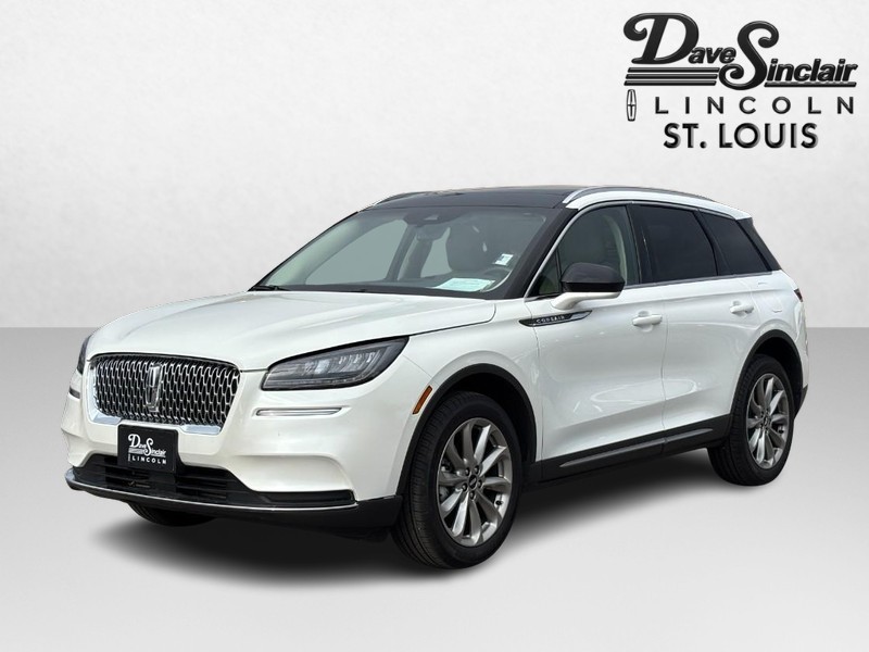 Lincoln Corsair Vehicle Full-screen Gallery Image 07