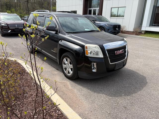 GMC Terrain Vehicle Full-screen Gallery Image 04