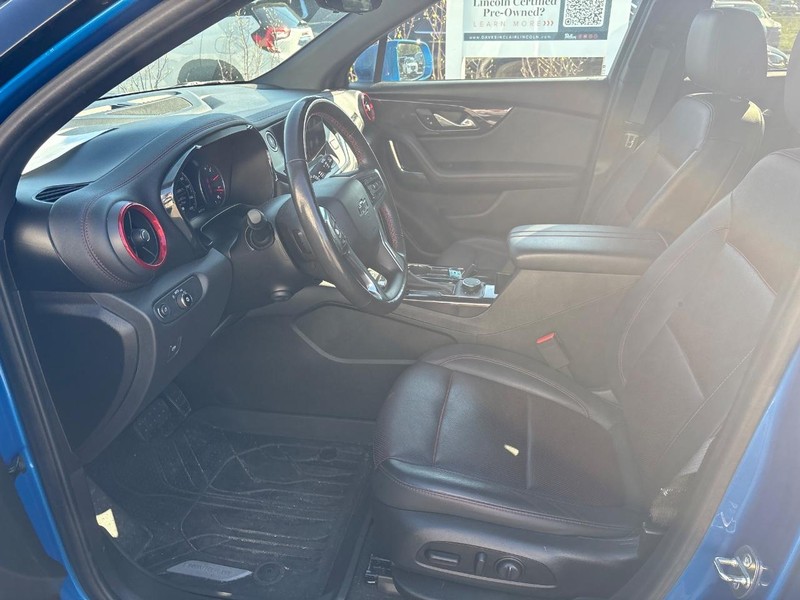 Chevrolet Blazer Vehicle Full-screen Gallery Image 05