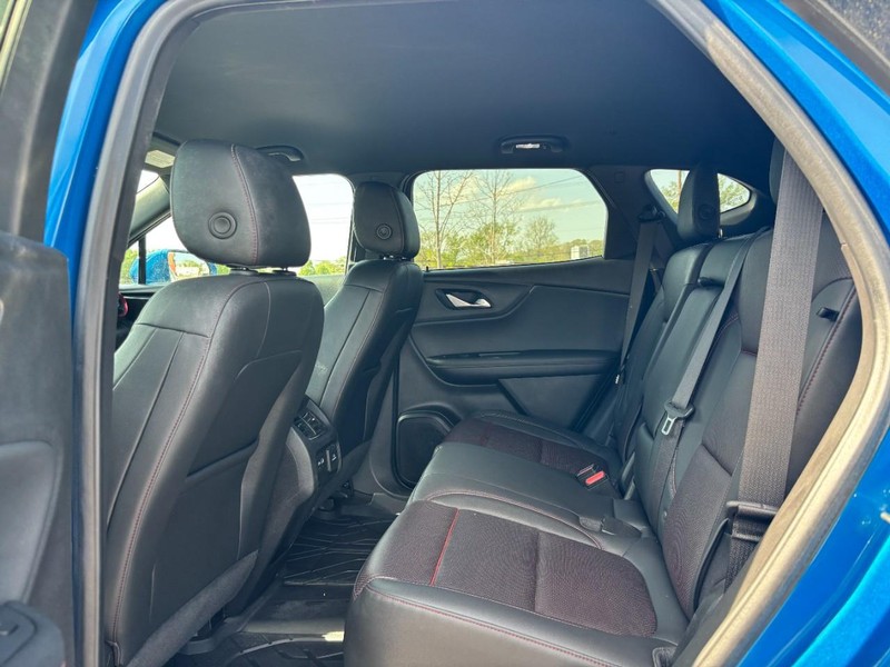 Chevrolet Blazer Vehicle Full-screen Gallery Image 11