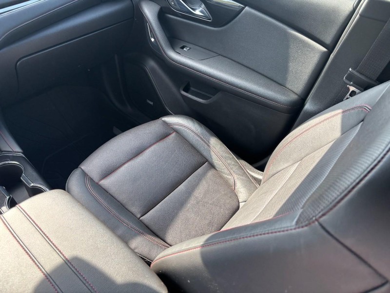 Chevrolet Blazer Vehicle Full-screen Gallery Image 15