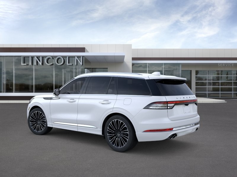 Lincoln Aviator Vehicle Full-screen Gallery Image 04