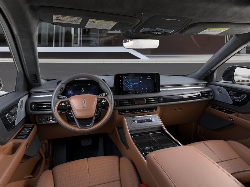 Lincoln Aviator Vehicle Full-screen Gallery Image 10