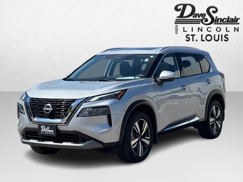 Nissan Rogue Vehicle Full-screen Gallery Image 07