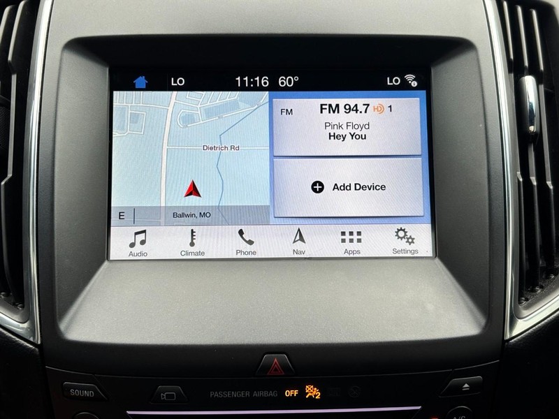 Ford Edge Vehicle Full-screen Gallery Image 20