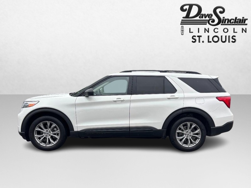 Ford Explorer Vehicle Full-screen Gallery Image 06