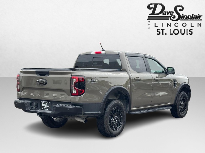Ford Ranger Vehicle Full-screen Gallery Image 03