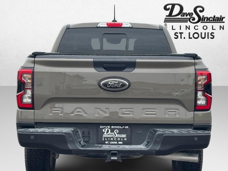 Ford Ranger Vehicle Full-screen Gallery Image 04