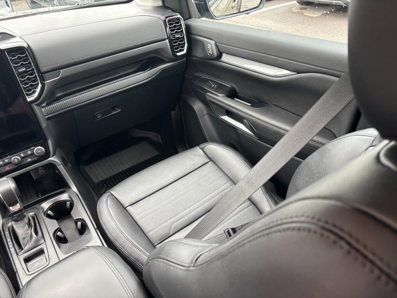 Ford Ranger Vehicle Full-screen Gallery Image 15