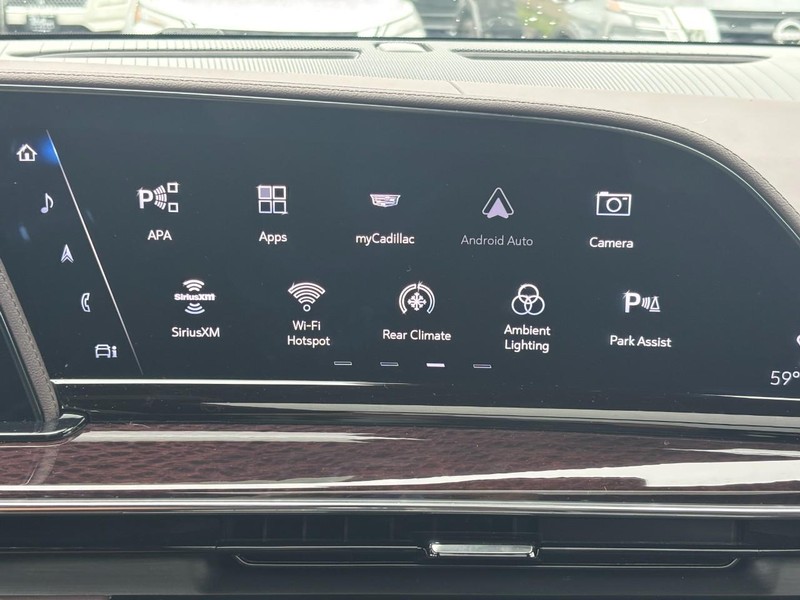 Cadillac Escalade Vehicle Full-screen Gallery Image 19