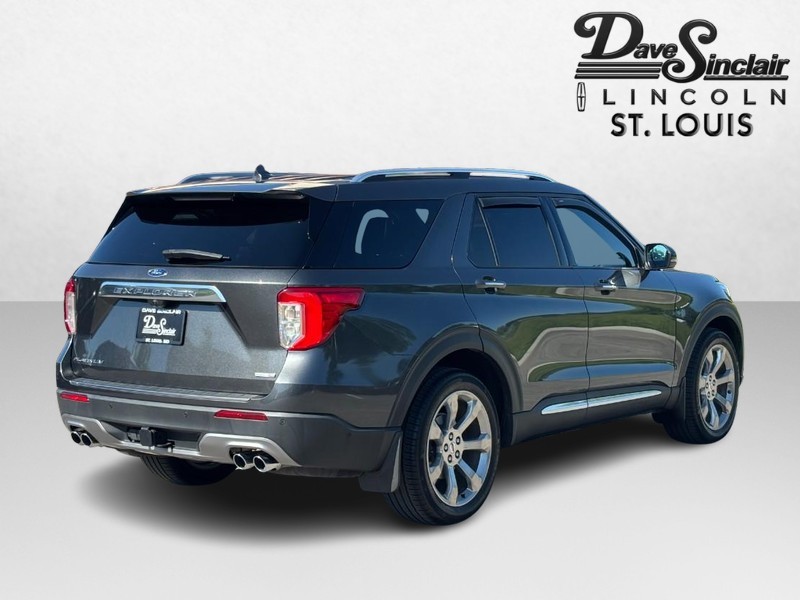 Ford Explorer Vehicle Full-screen Gallery Image 03