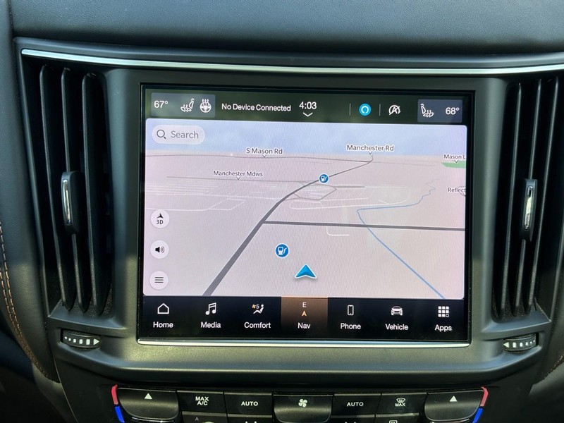 Maserati Levante Vehicle Full-screen Gallery Image 21
