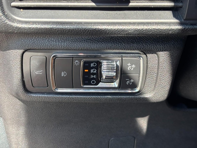 Lincoln Corsair Vehicle Full-screen Gallery Image 19