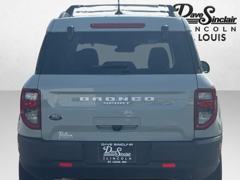 Ford Bronco Sport Vehicle Full-screen Gallery Image 04