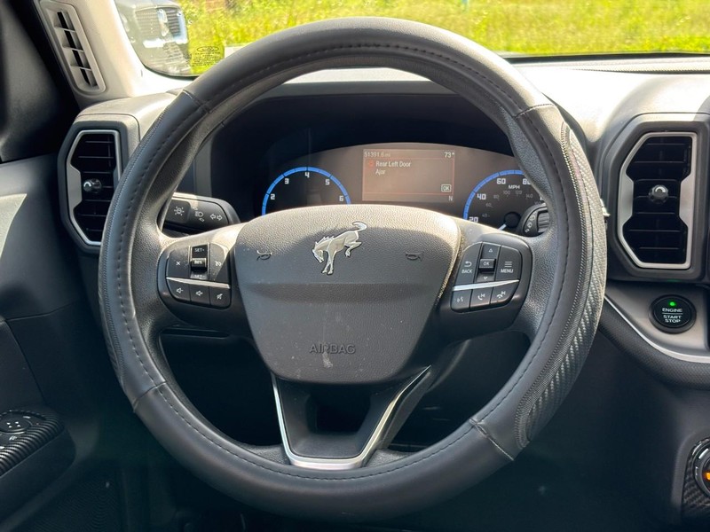 Ford Bronco Sport Vehicle Full-screen Gallery Image 14