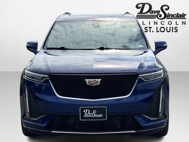 Cadillac XT6 Vehicle Full-screen Gallery Image 09