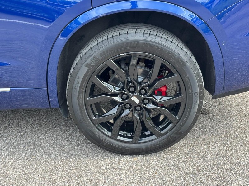 Cadillac XT6 Vehicle Full-screen Gallery Image 11
