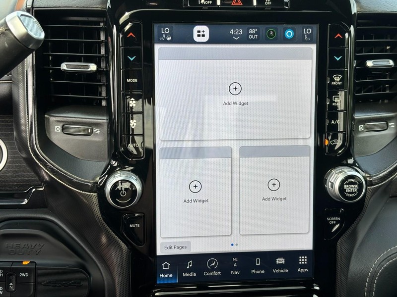 Ram 2500 Vehicle Full-screen Gallery Image 20