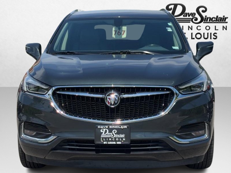 Buick Enclave Vehicle Full-screen Gallery Image 09