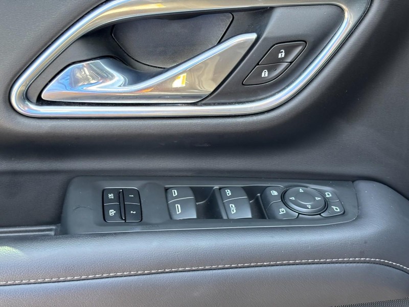 Chevrolet Tahoe Vehicle Full-screen Gallery Image 19