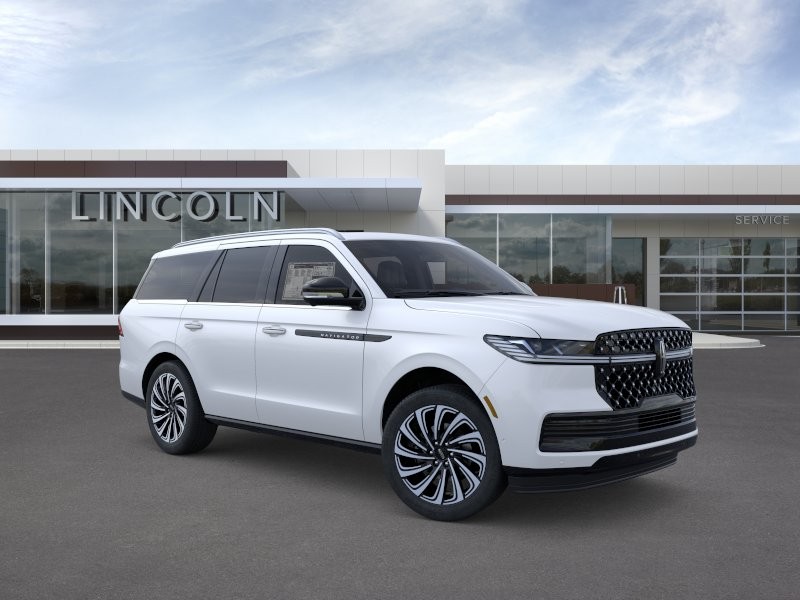 Lincoln Navigator Vehicle Full-screen Gallery Image 07