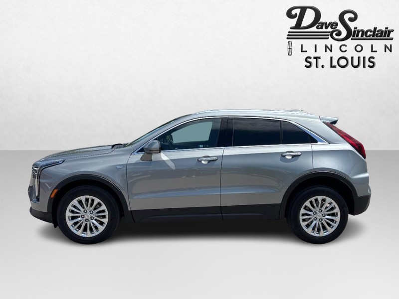 Cadillac XT4 Vehicle Full-screen Gallery Image 06