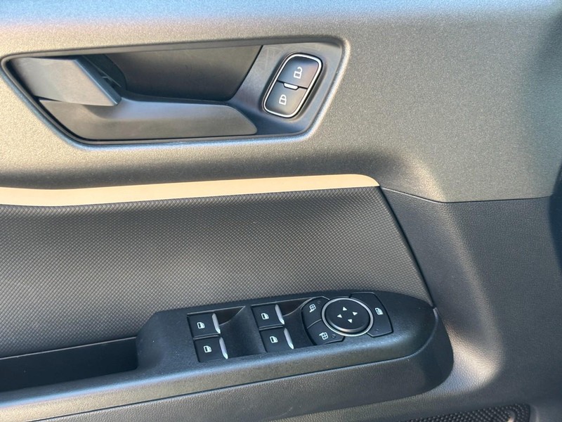 Ford Bronco Sport Vehicle Full-screen Gallery Image 17