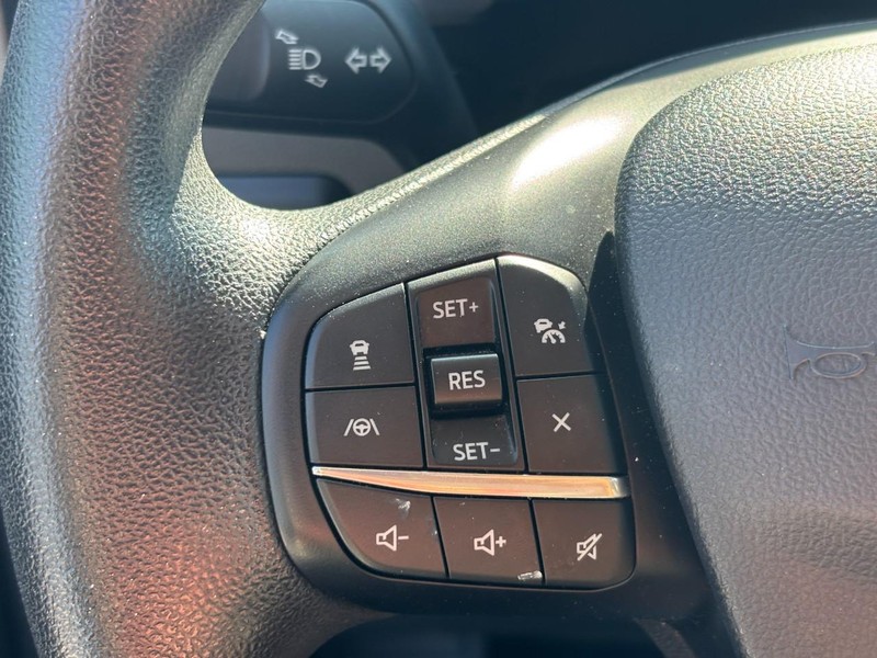 Ford Bronco Sport Vehicle Full-screen Gallery Image 19