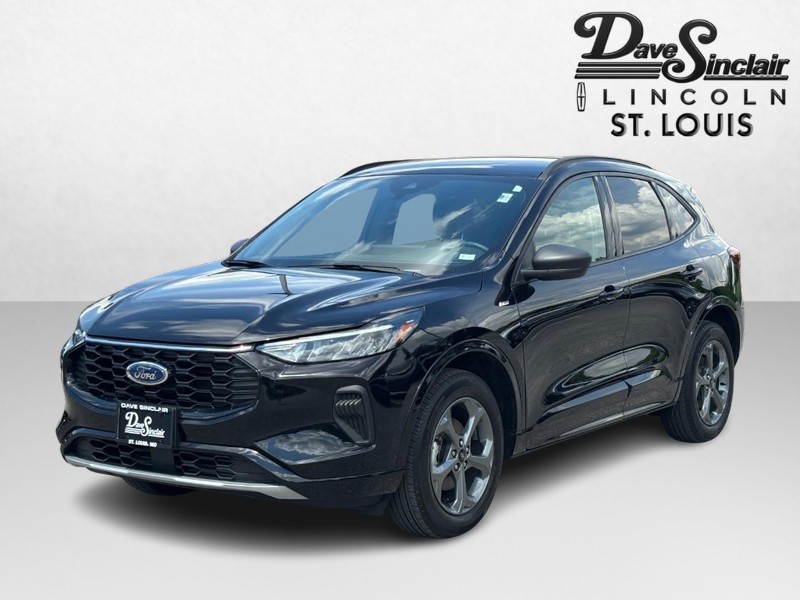 Ford Escape Vehicle Full-screen Gallery Image 07