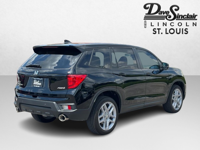Honda Passport Vehicle Full-screen Gallery Image 03
