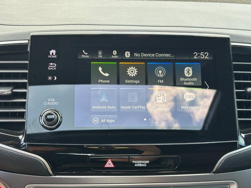 Honda Passport Vehicle Full-screen Gallery Image 19