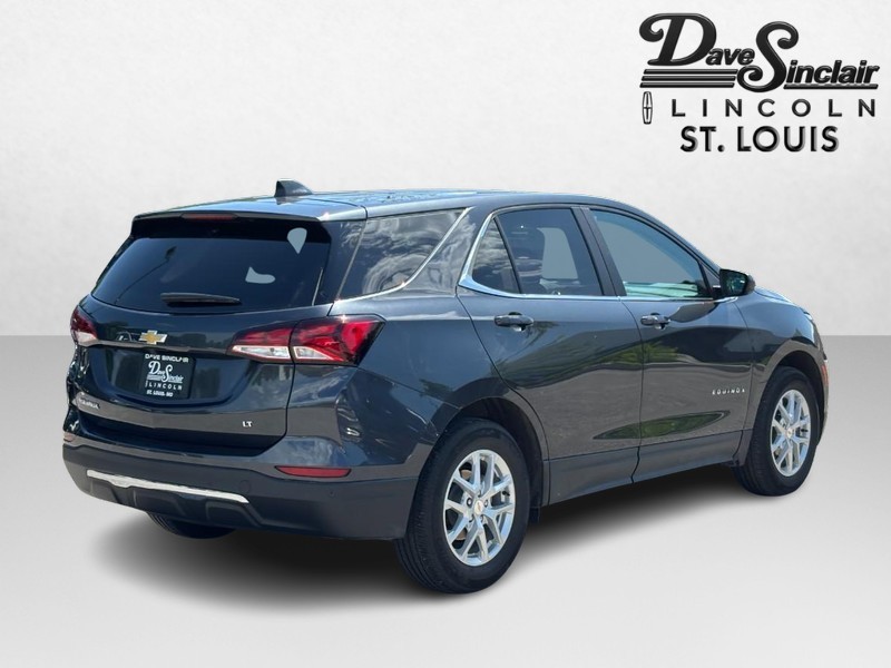 Chevrolet Equinox Vehicle Full-screen Gallery Image 03