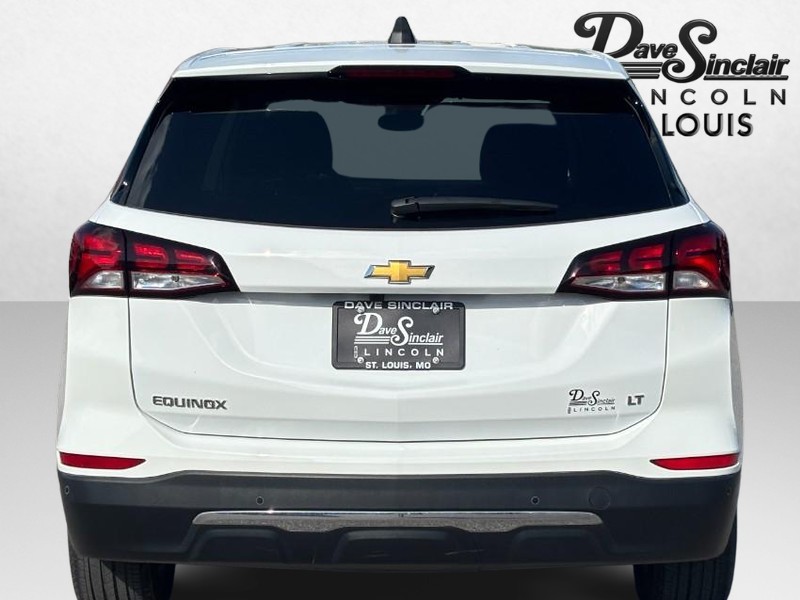 Chevrolet Equinox Vehicle Full-screen Gallery Image 04