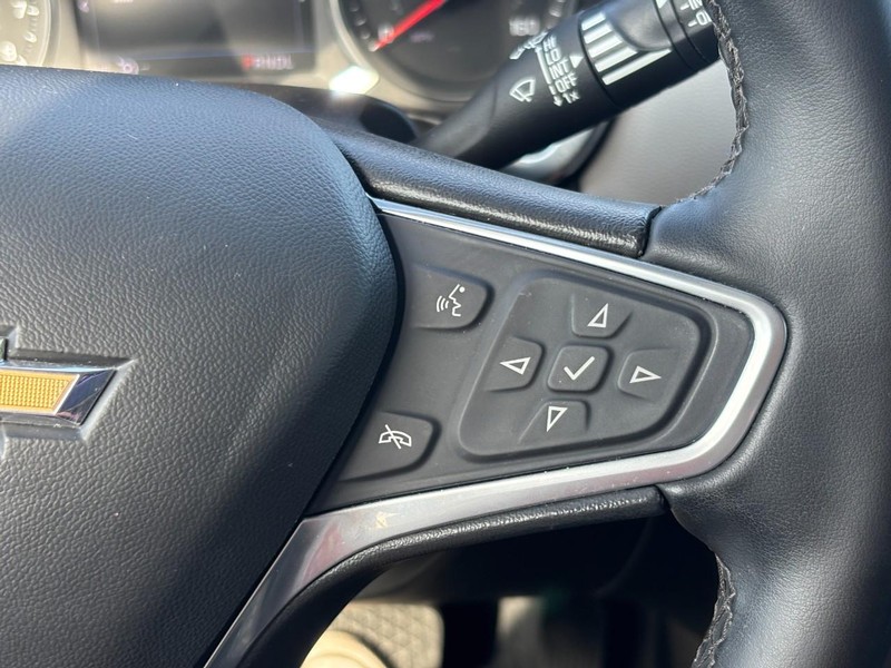 Chevrolet Equinox Vehicle Full-screen Gallery Image 19