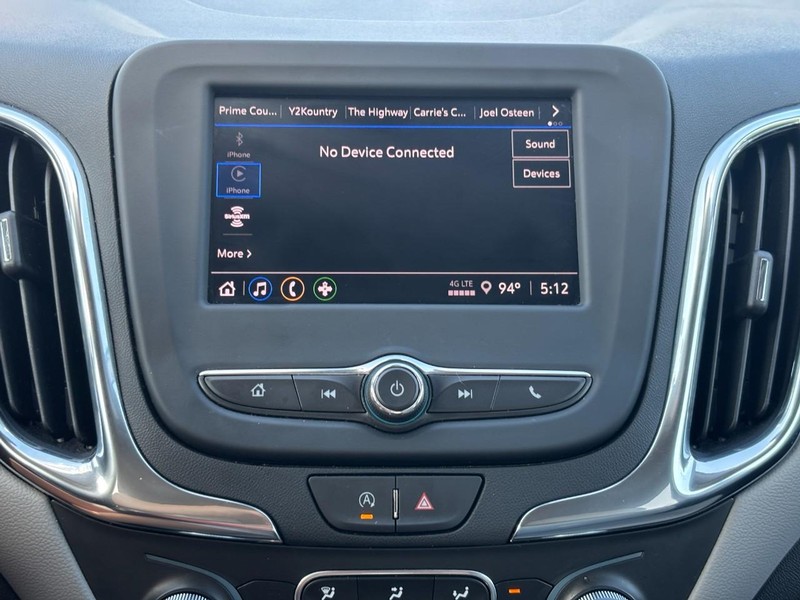 Chevrolet Equinox Vehicle Full-screen Gallery Image 21