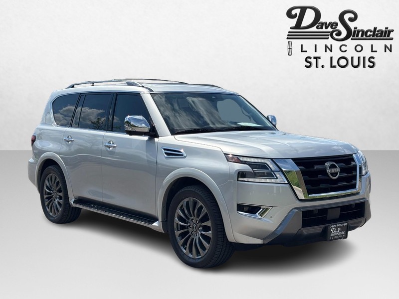 Nissan Armada Vehicle Full-screen Gallery Image 03