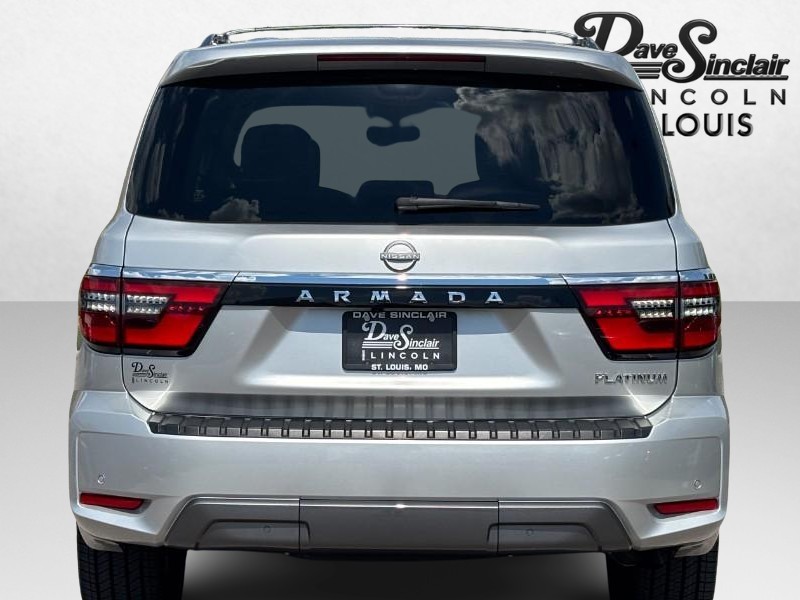 Nissan Armada Vehicle Full-screen Gallery Image 06