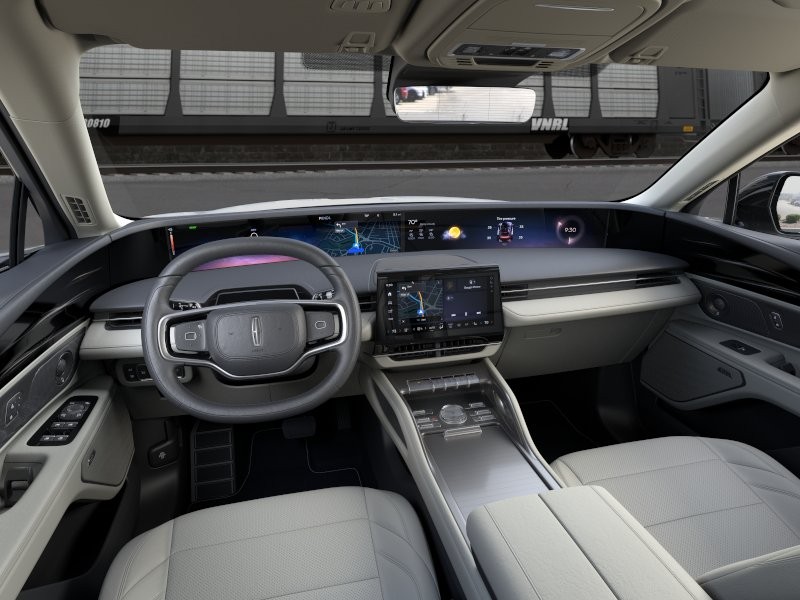 Lincoln Nautilus Vehicle Full-screen Gallery Image 10