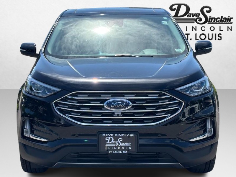 Ford Edge Vehicle Full-screen Gallery Image 09