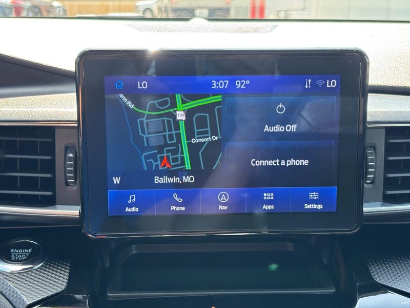 Ford Explorer Vehicle Full-screen Gallery Image 21