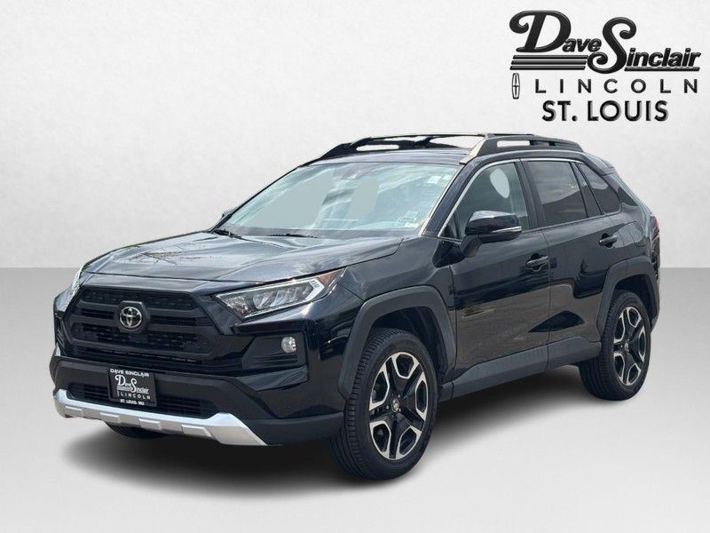 Toyota RAV4 Vehicle Full-screen Gallery Image 07